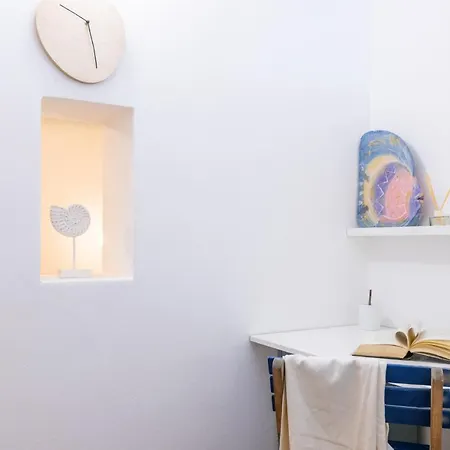 아파트 Colors House On The By Pleiades *