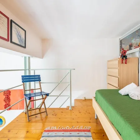 아파트 Colors House On The By Pleiades