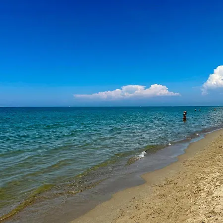 Colors House On The By Pleiades 아파트 칼람브로네