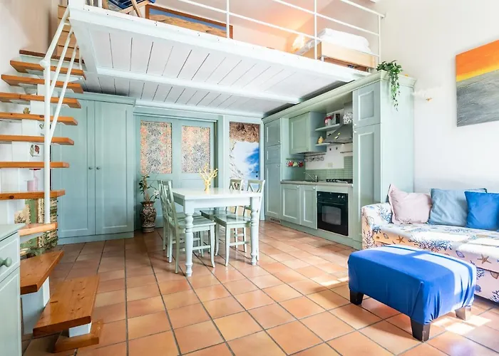 דירה Colors House On The By Pleiades *