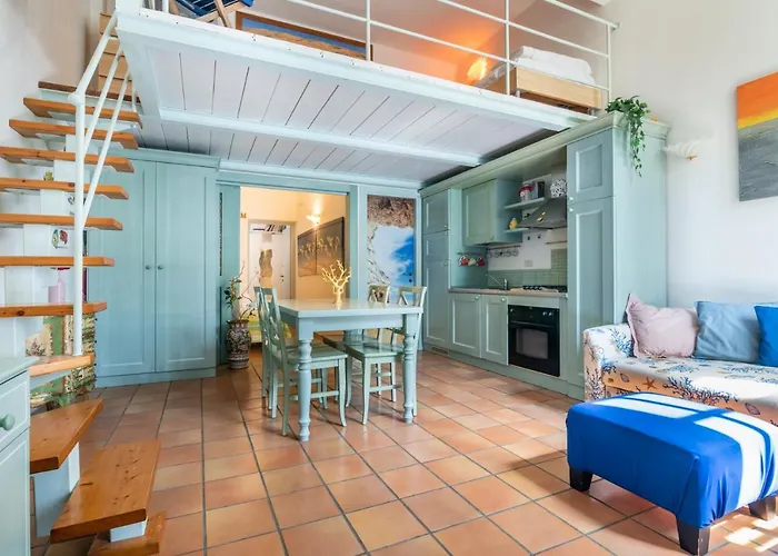 Colors House On The By Pleiades * קלאמברונה